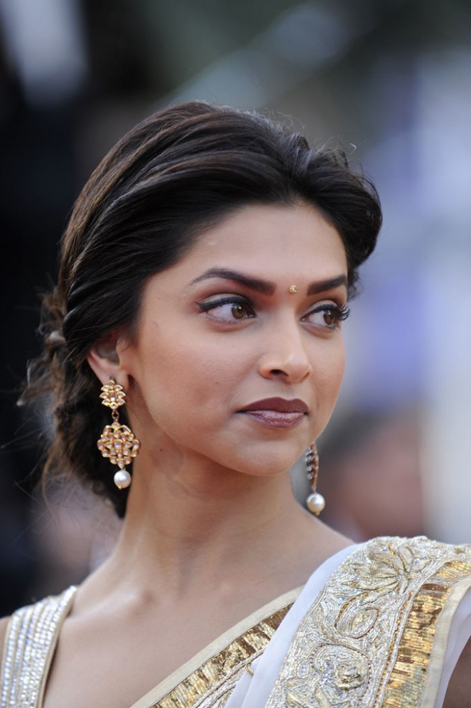 Deepika Padukon (3)