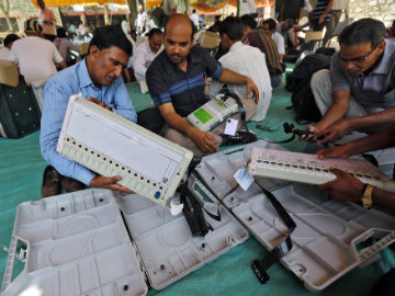 Voting_Machine_EVM_Reuters_360