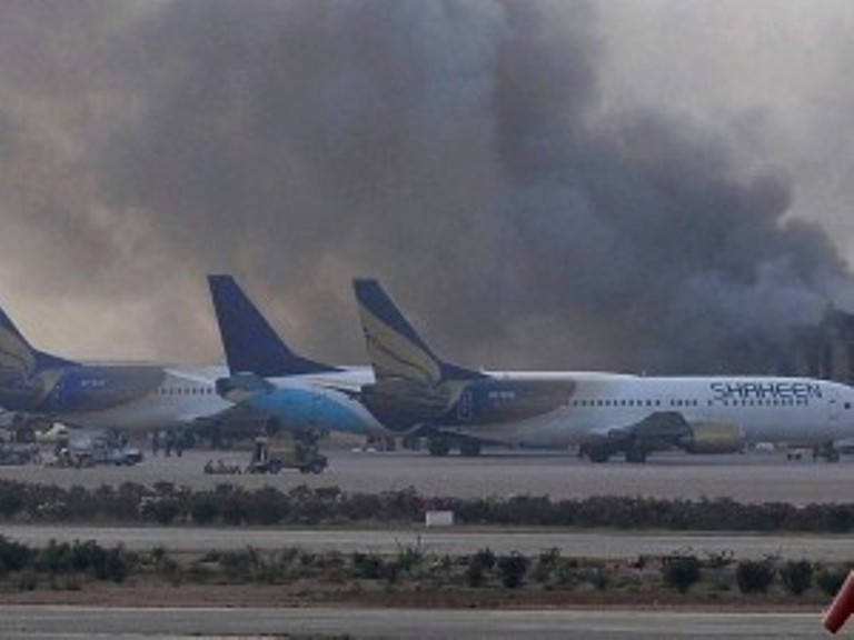 karachi-airport-300x225