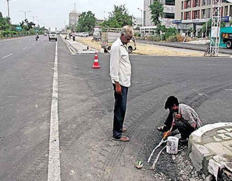 جاپان میں زبردست زلزلے کے بعد آئی سونامی 