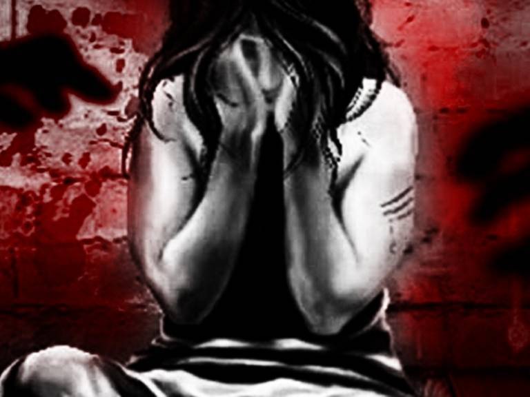 اترپردیش میں اجتماعی عصمت دری اور قتل کے معاملے میں چار ملزمین کو عمر قید