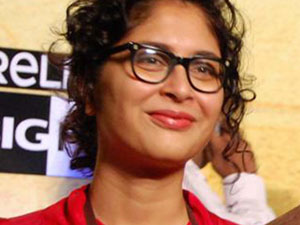 فلم بنانے کیلئے جد ید  ٹیکنالوجی ضروری ہے: ثمینہ پیرزادہ