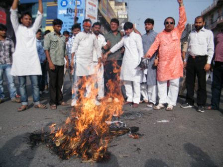 لال کنواں وارڈ کا ریتا بہو گنا جوشی نے کیا معائنہ 