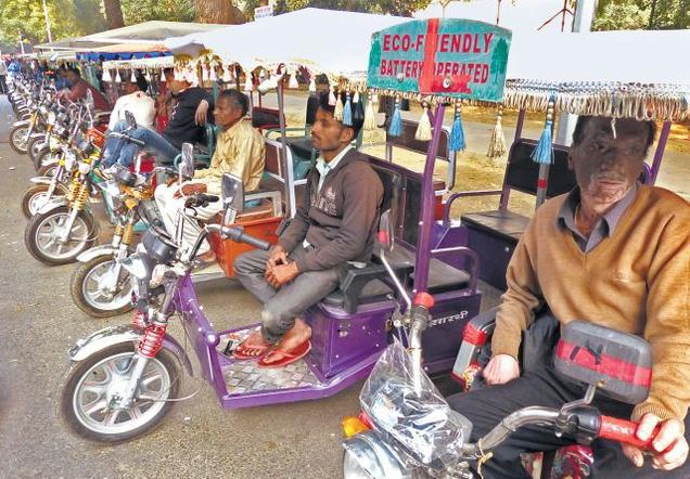 ریلوے ٹریک سے معمر شخص کی لاش برآمد