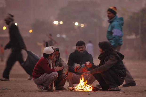 بلاک پرمکھ کی ممکنہ خاتون امیدوار کو گولی ماری