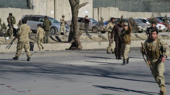 کابل میں پولیس کے قافلے پرخودکش حملہ،40 ہلاک