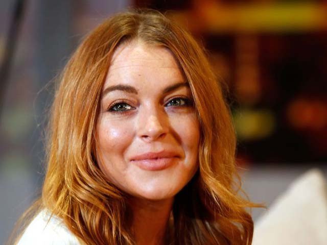 quraan-lindsaylohan-1486497749-417-640x480