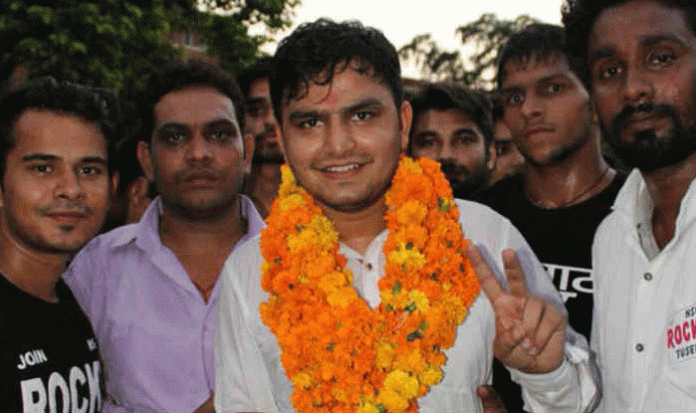 دہلی یونورسٹی طلبا الیکشن،تین عہدوں پر این یو ایس ائی کا پرچم