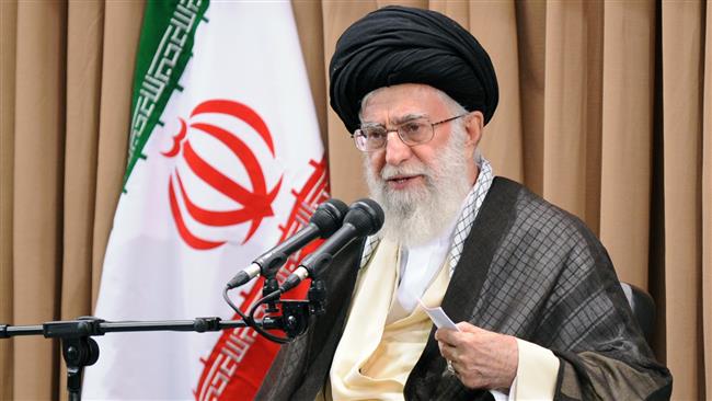 ٹرمپ بہروپیا ہے جو ایرانی عوام کو دھوکا دے گا، آیت اللہ خامنہ ای