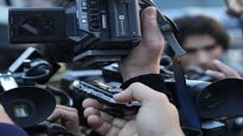 فرانسیسی پولیس کی فائرنگ سے زخمی ایرانی میڈیا کا کیمرہ مین کوما میں چلا گیا