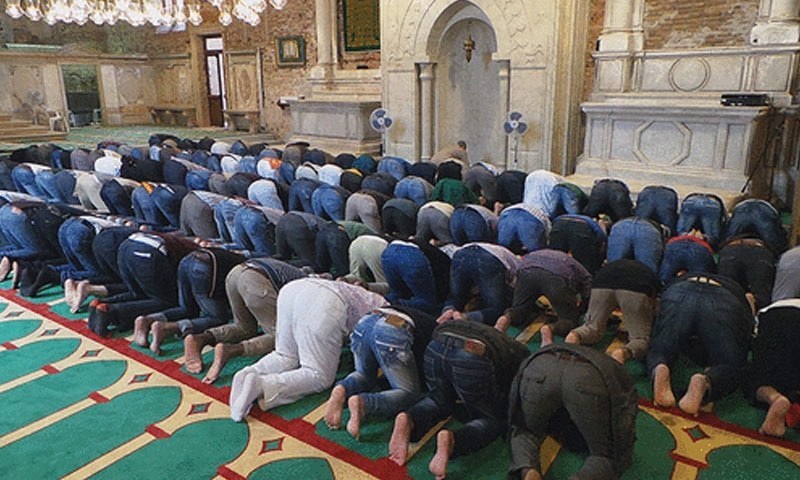 آسٹرین مسلمانوں نے مساجد کے خلاف حکومتی کریک ڈاؤن کی مخالفت کردی