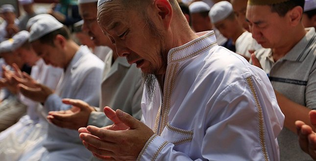 چین میں مسلمان خنزیر کا گوشت کھانے پر مجبور