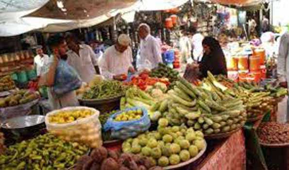 پاکستان میں مہنگائی سے عوام بے حال