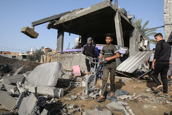 اسرائیلی فوج کے غزہ پر فضائی حملے جاری، شہادتیں 18 ہوگئیں