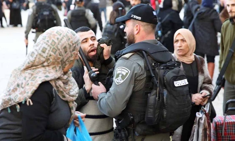 فلسطین: مسجد اقصیٰ میں اسرائیلی 'فائرنگ' سے 10 نمازی زخمی