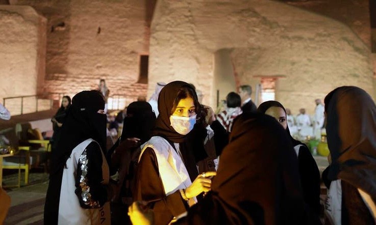 سعودی عرب میں کورونا کے نئے کیسز پر قطیف میں لاک ڈاؤن، تعلیمی ادارے بند