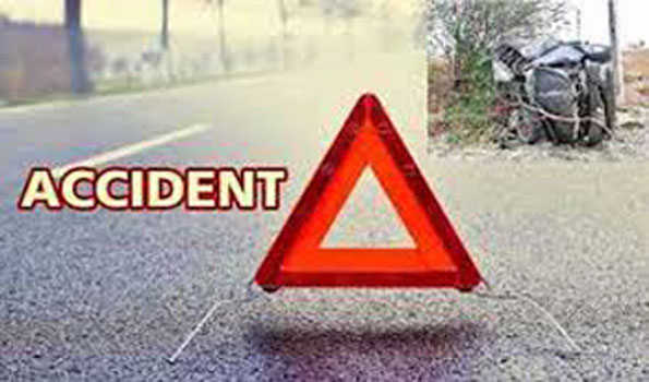 کانپوردیہات سڑک حادثہ میں 6 افراد کی موت ، 15 زخمی