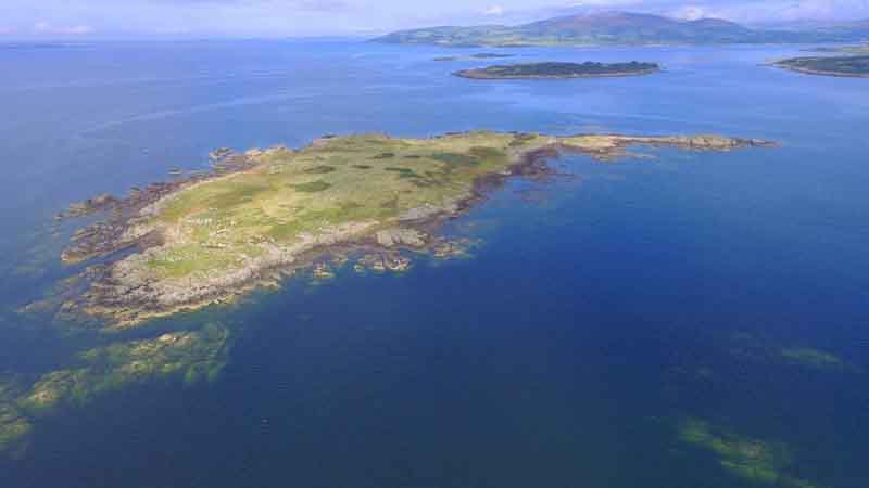 اسکاٹ لینڈ: 25 ایکڑ کا نجی جزیرہ فروخت کے لیے پیش