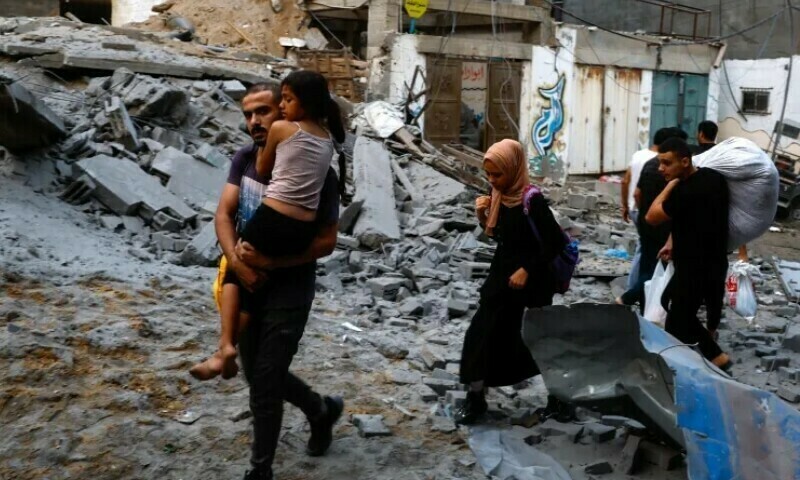 ’ہم کہاں جائیں!‘ اسرائیل کے ’اعلان جنگ‘ کے بعد غزہ کے مکینوں کیلئے نقل مکانی کرنا مشکل