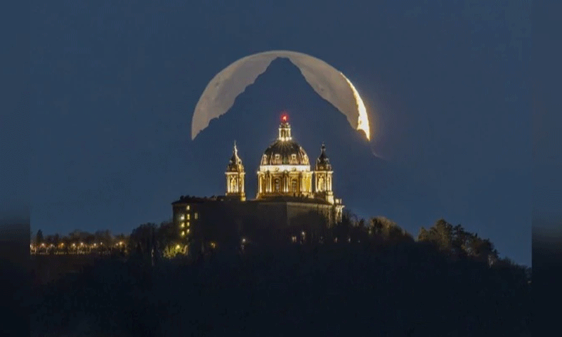 اٹلی کے فوٹوگرافر نے چاند کی خوبصورت تصویر لیکر ناسا کو بھی حیران کر دیا