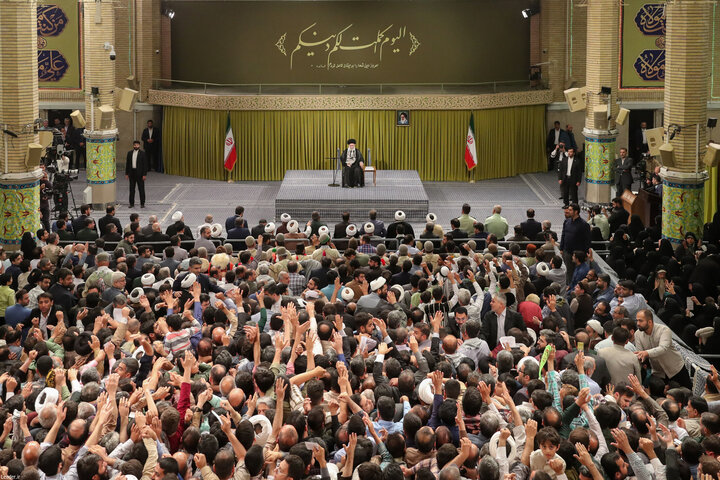 عید غدیر کے موقع پر رہبر انقلاب اسلامی کا خطاب، صدارتی الیکشن ميں بھرپور مشارکت کی تاکید