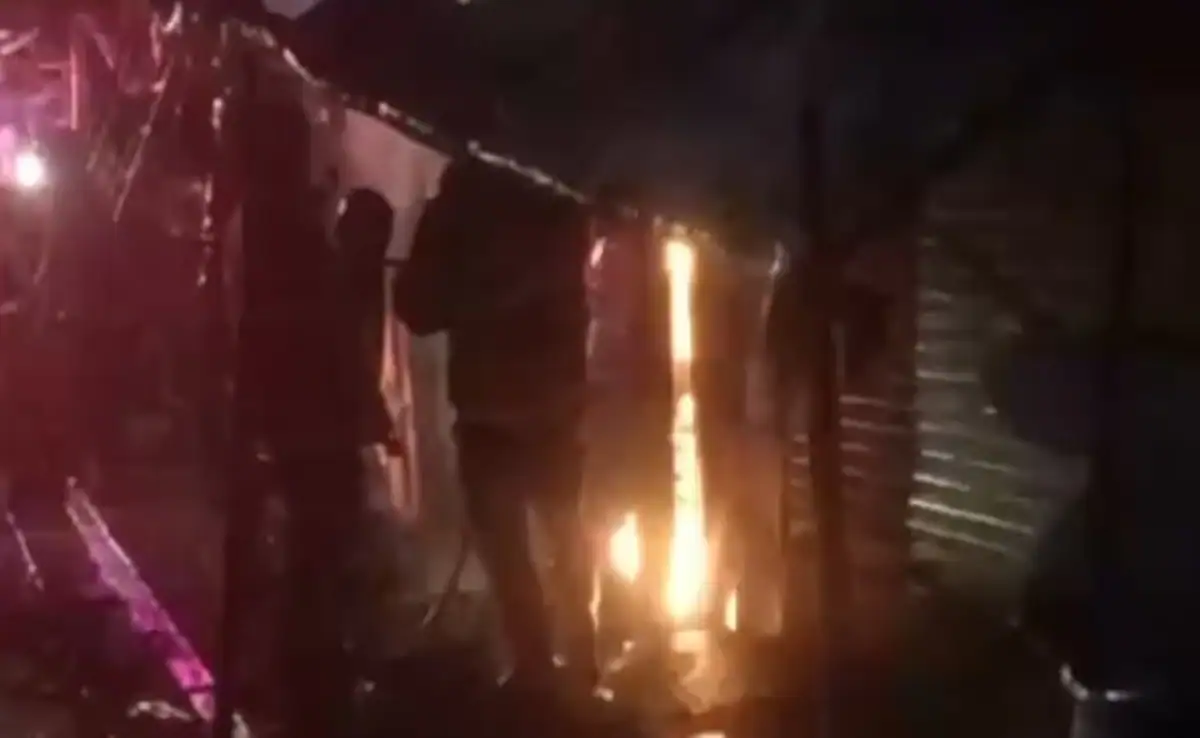 ممبئی کے نانا چوک میں خوفناک آگ، سات افراد بحفاظت بچا ئے گئے
