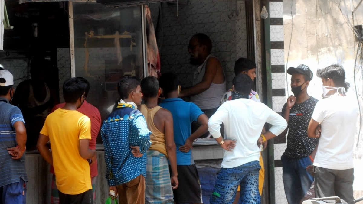 دوسہ میں پک اپ اور کنٹینر میں خوفناک تصادم، 11 افراد ہلاک، متعدد زخمی