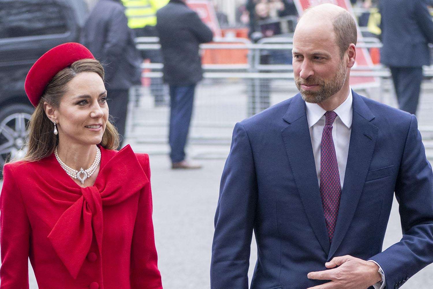 دو بیویوں کے جھگڑے سے پریشان نوجوان کی خودکشی، لاش قبرستان سے برآمد