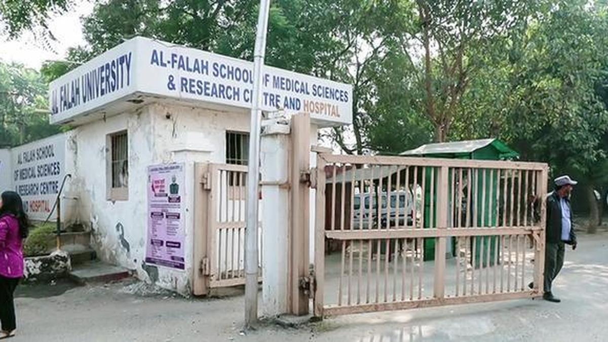 آگرہ میں کشمیریوں کی دہلی دھماکوں کے معاملے کی تفتیش جاری، ڈاکٹر پرویز کے کنکشن کی، کی جا رہی ہیں تحقیقات