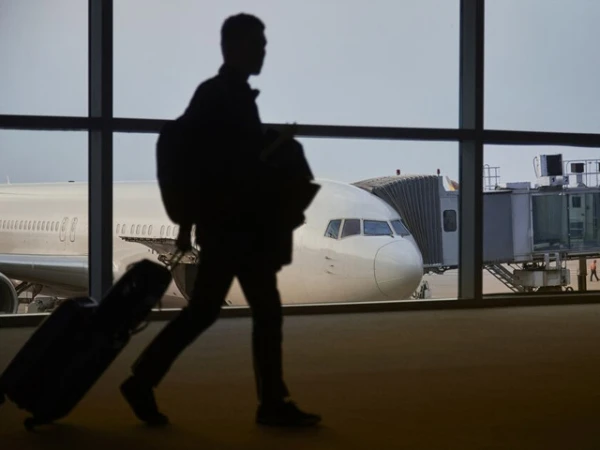 ادھر عمان میں اجلاس اختتام پزیر ہوا اور ادھر امریکہ نے ایران پر نئی پابندیوں کا اعلان کیا